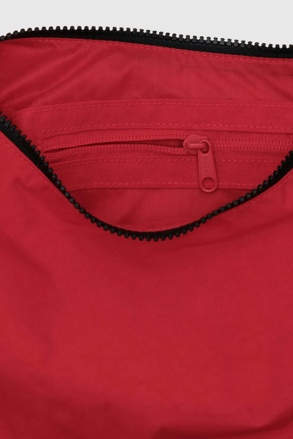 BAGGU Medium Crescent Nylon Bag - Candy Apple