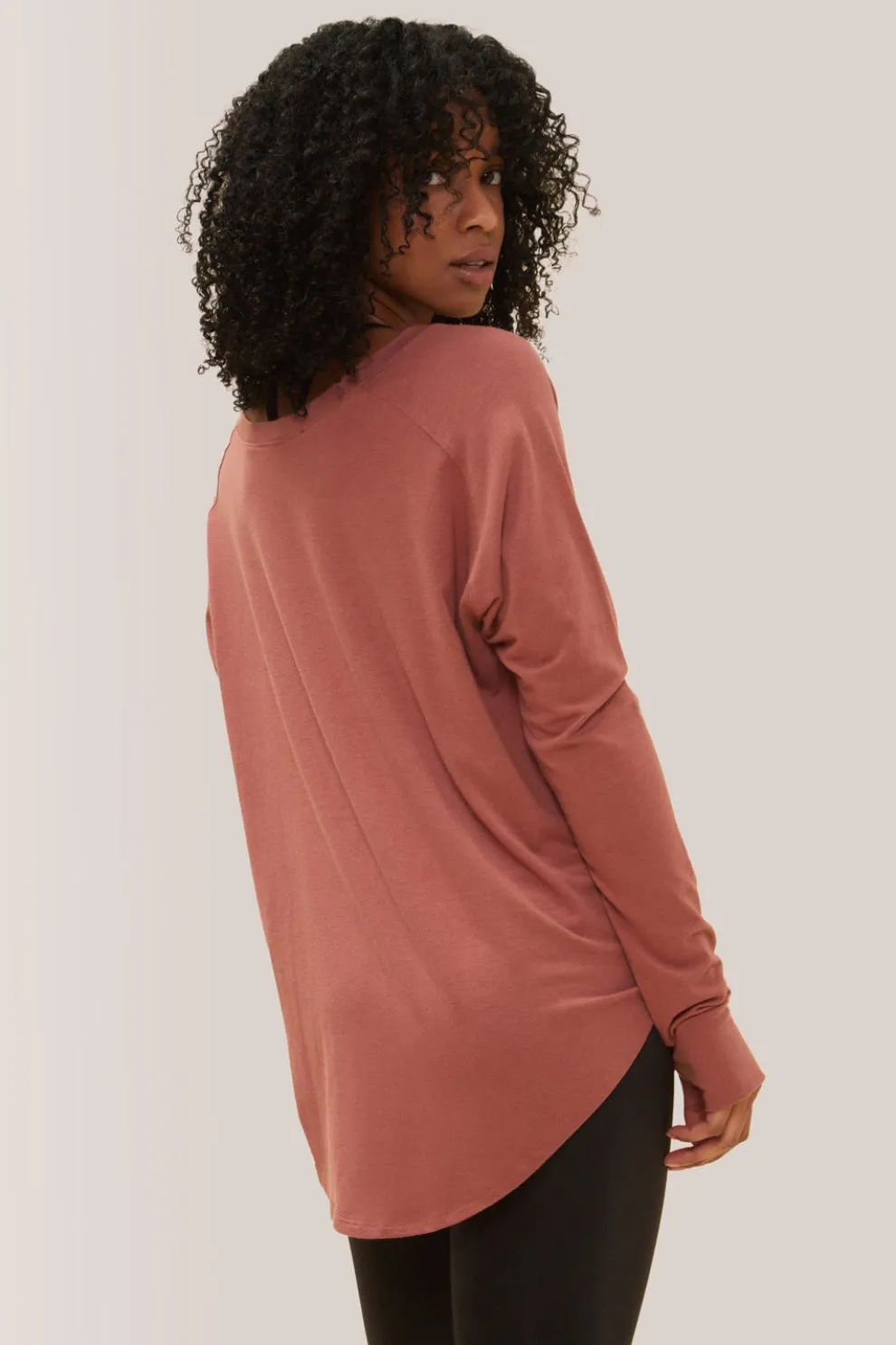ROSE BOREAL Cozy Sweater - Dahlia
