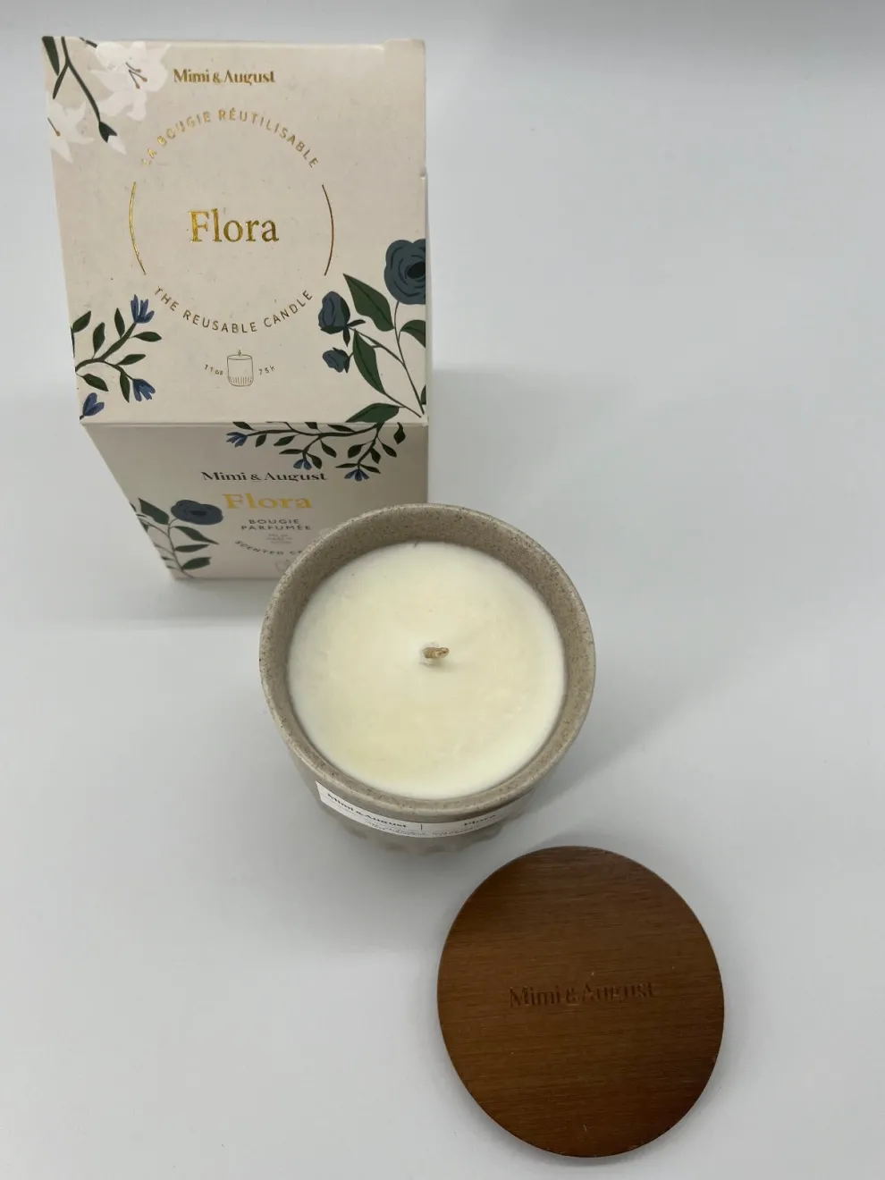 MIMI & AUGUST Candle 11oz - Flora