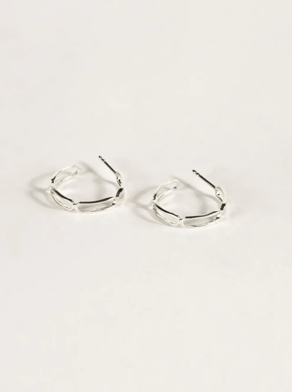 SARAH BIJOUX Large Trombone Hoops